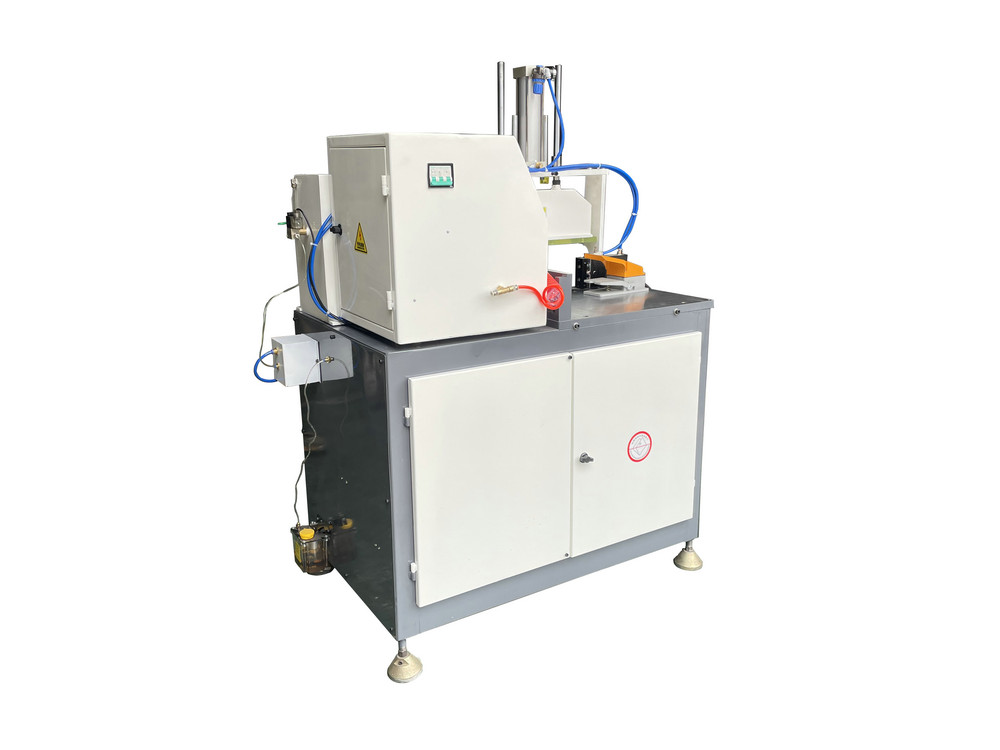 鋁型材自動切割機鋸切誤差大是什么原因